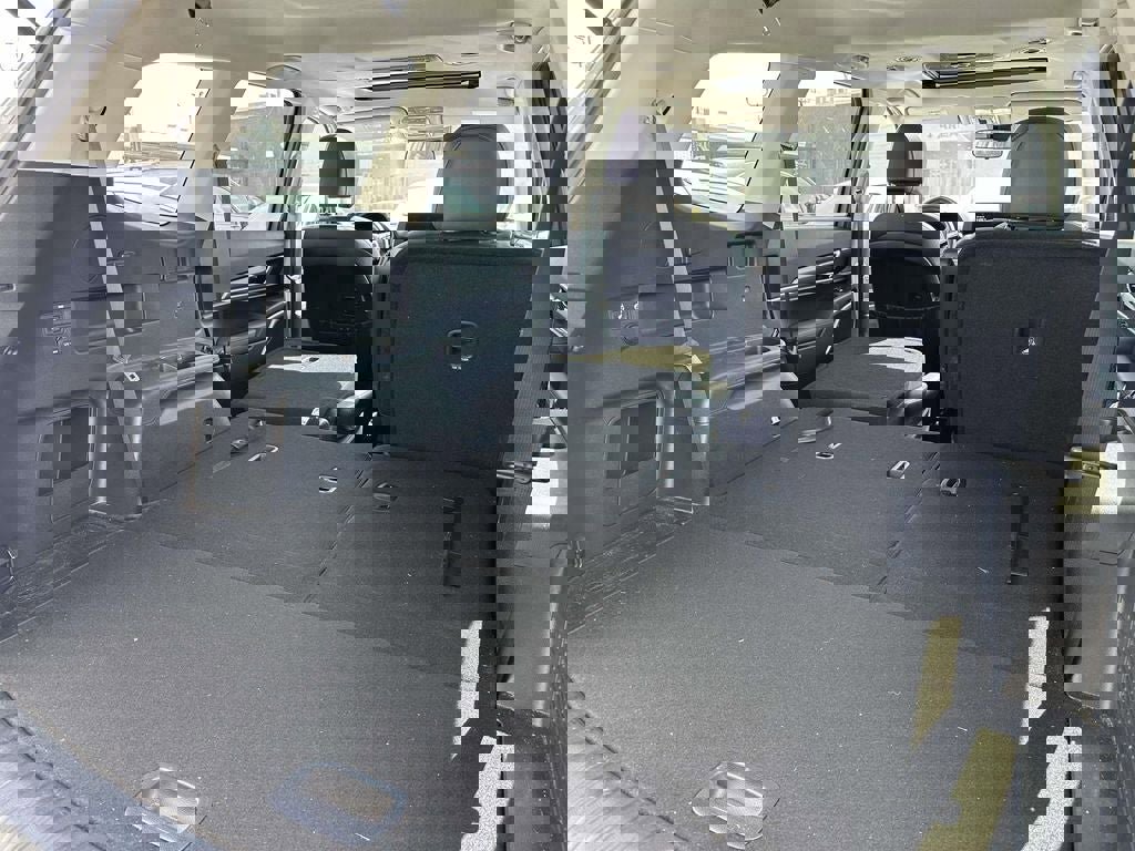 Certified 2022 Kia Telluride S image 9