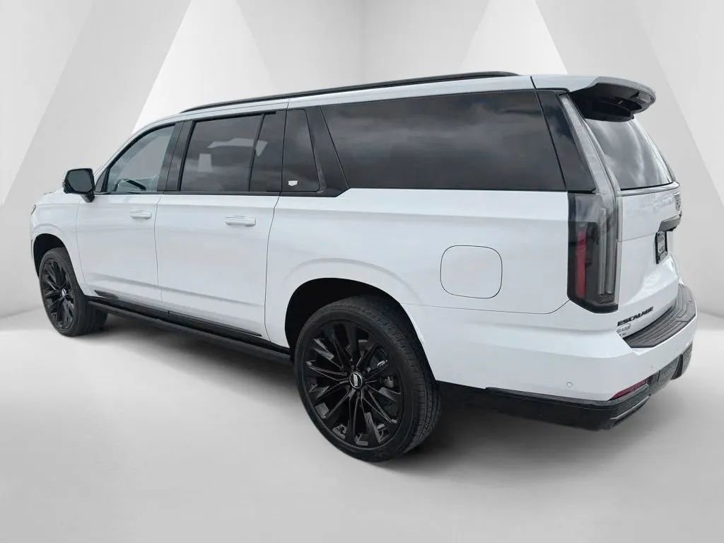 New 2026 Cadillac Escalade ESV Platinum Sport w/ LPO, ONYX Package image 5