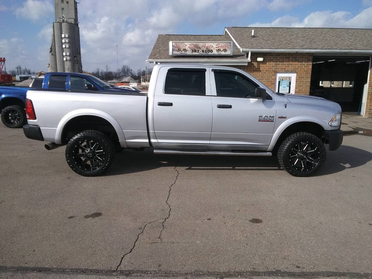 Used 2015 RAM 2500 Tradesman w/ Popular Equipment Group image 2