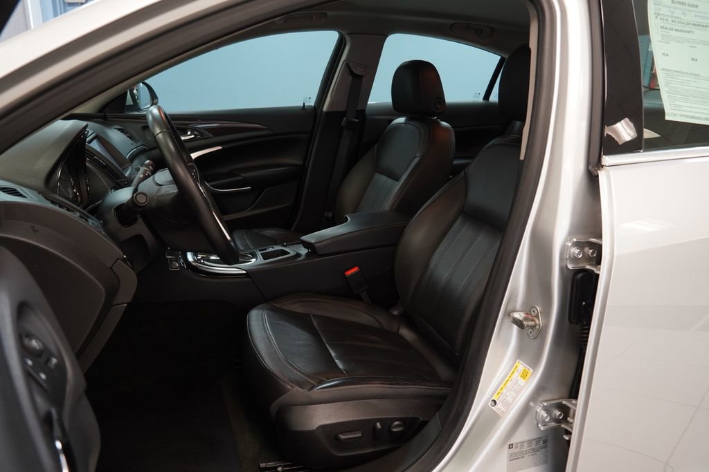 Used 2016 Buick Regal FWD image 4