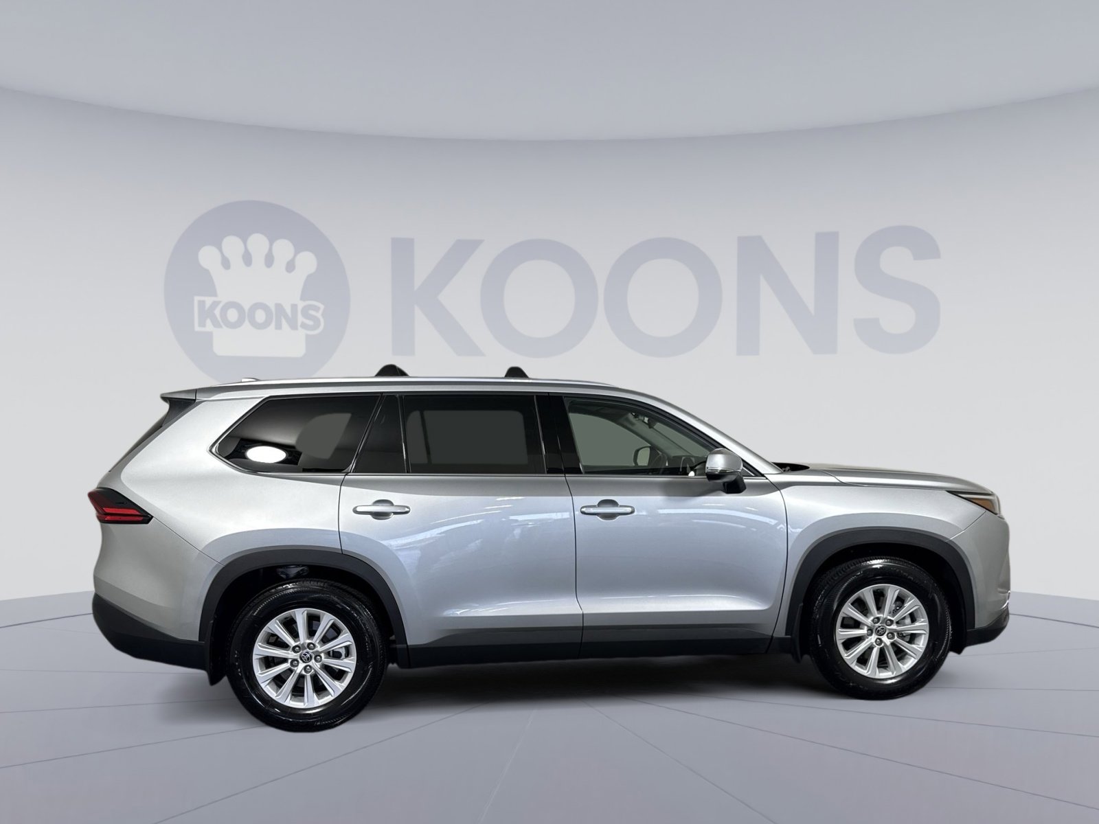 Used 2025 Toyota Grand Highlander FWD image 8