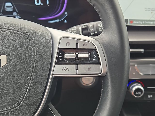 Used 2025 Kia Telluride LX FWD image 58