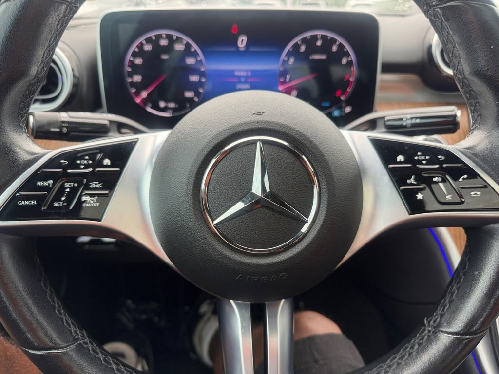 Certified 2023 Mercedes-Benz C 300 Sedan w/ Exclusive Trim Package image 21