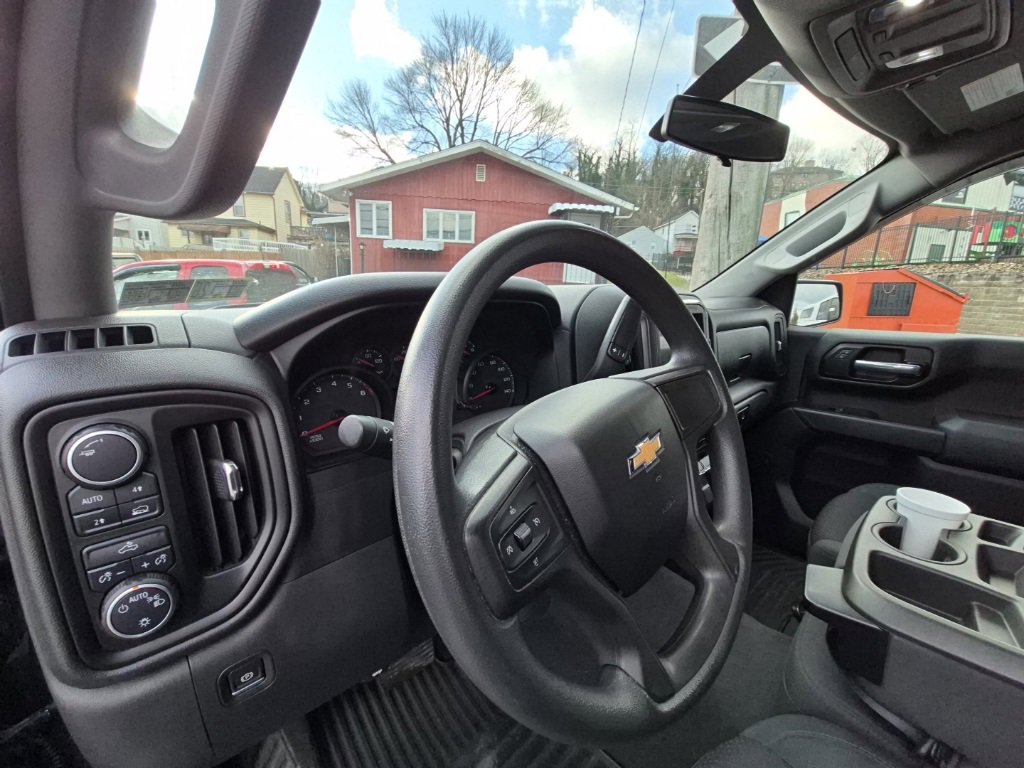 Used 2019 Chevrolet Silverado 1500 Custom w/ Custom Convenience Package image 10