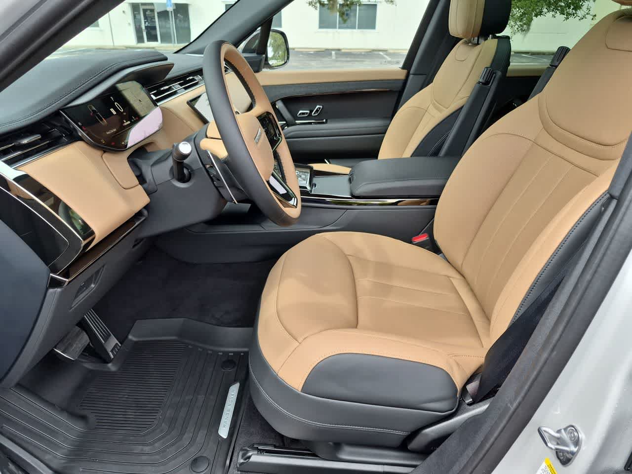 New 2027 Land Rover Range Rover Sport Dynamic SE AWD/4WD image 17