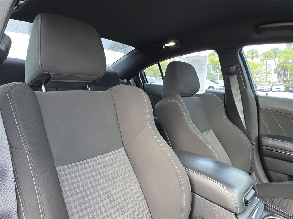 Used 2021 Dodge Charger GT w/ Driver Convenience Group image 11