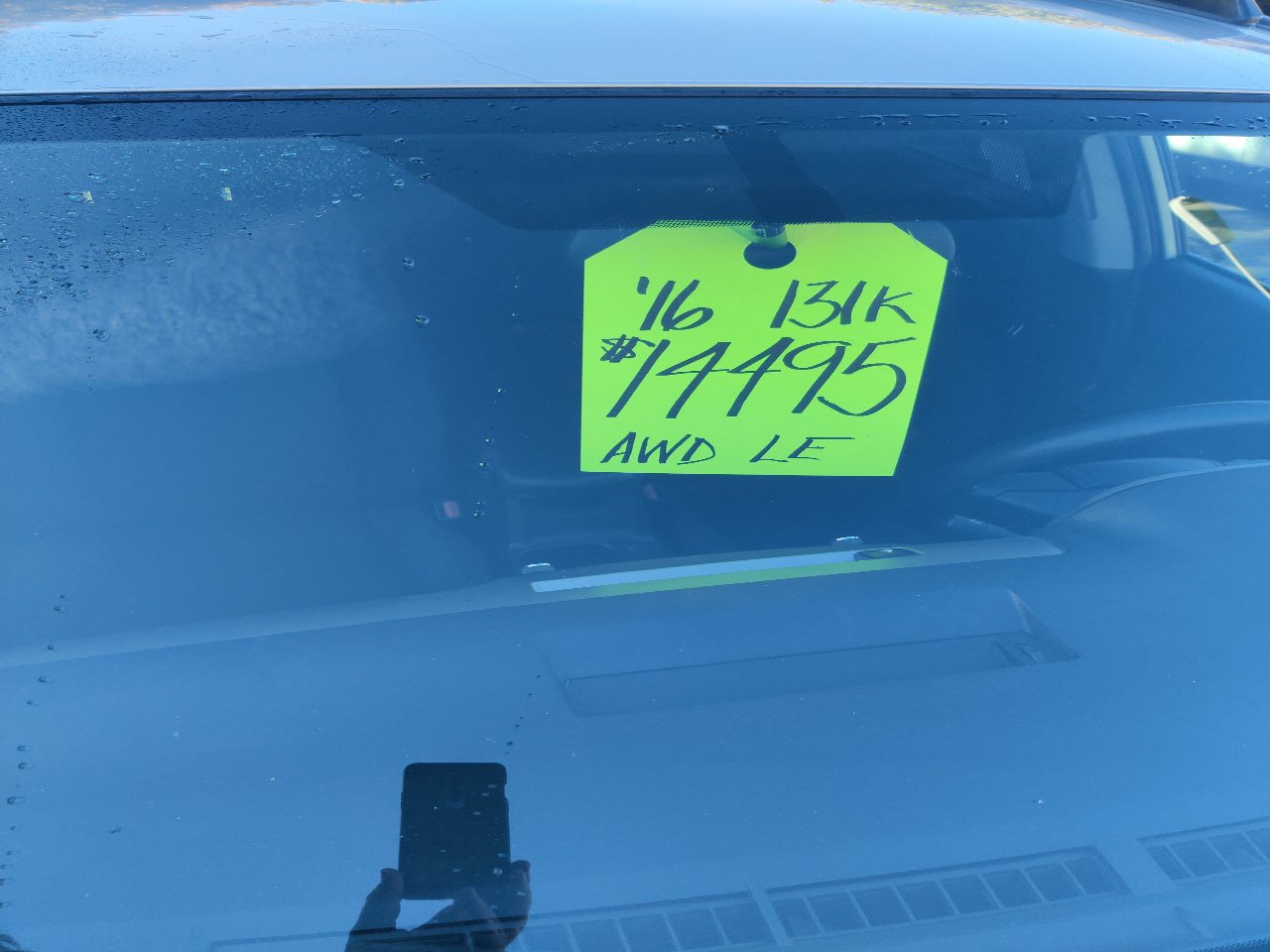 Used 2016 Toyota RAV4 LE image 9