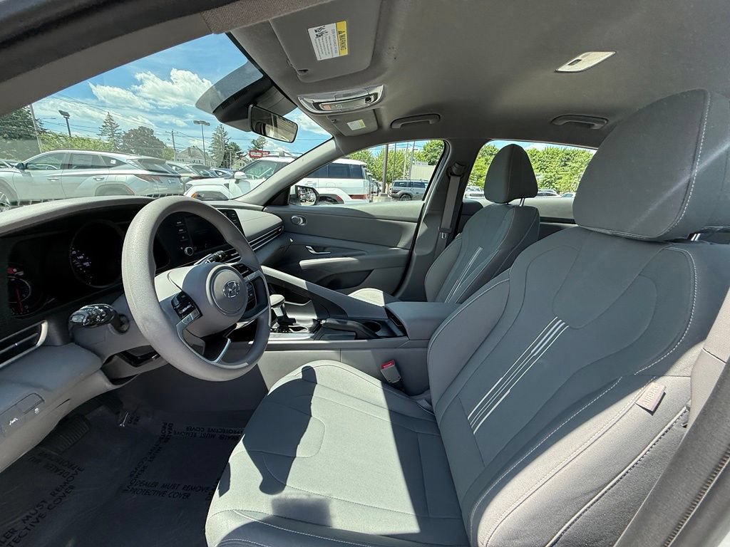 Used 2023 Hyundai Elantra SEL FWD image 24