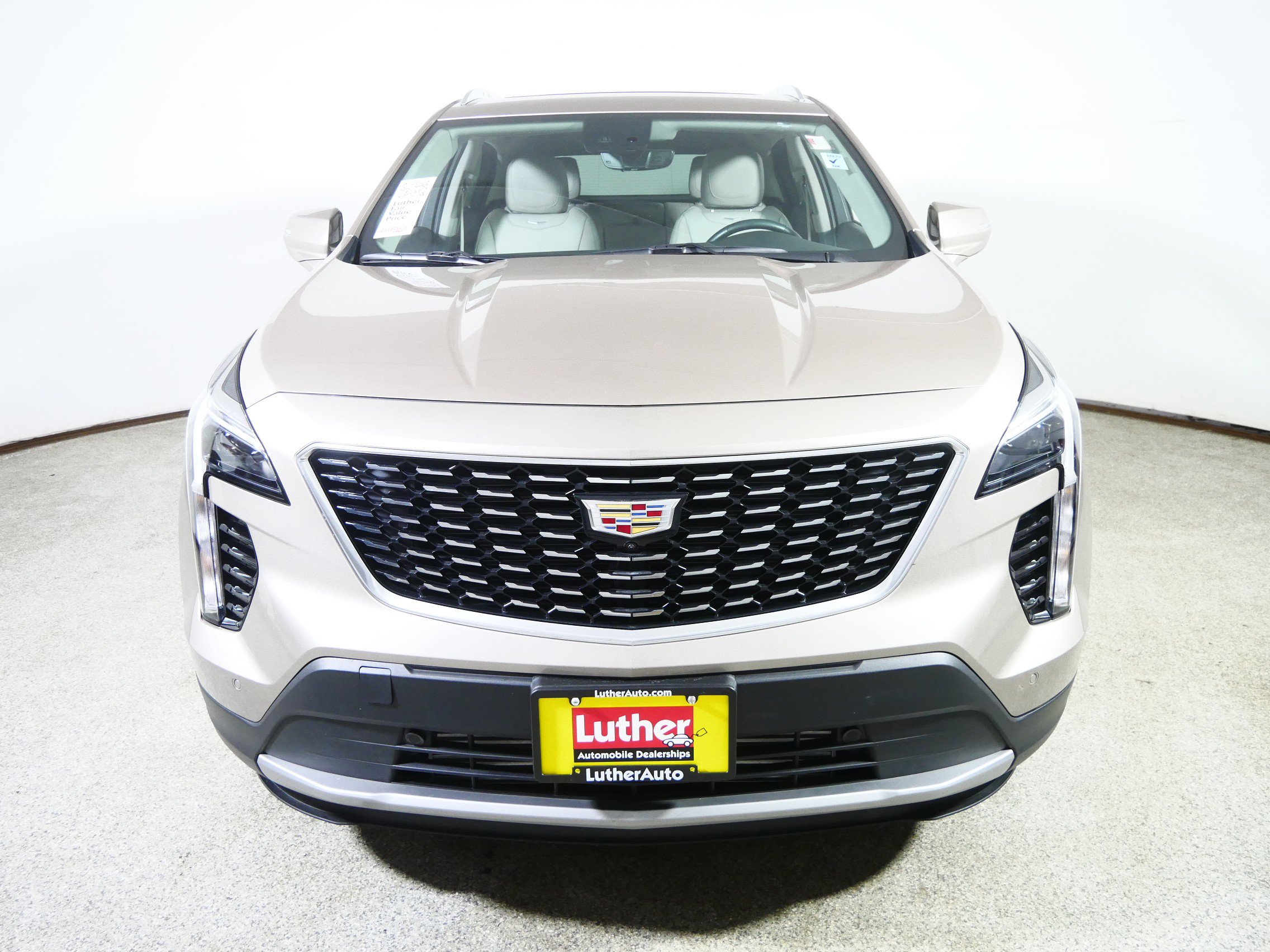 Used 2022 Cadillac XT4 Premium Luxury w/ Enhanced Visibility Package video 2