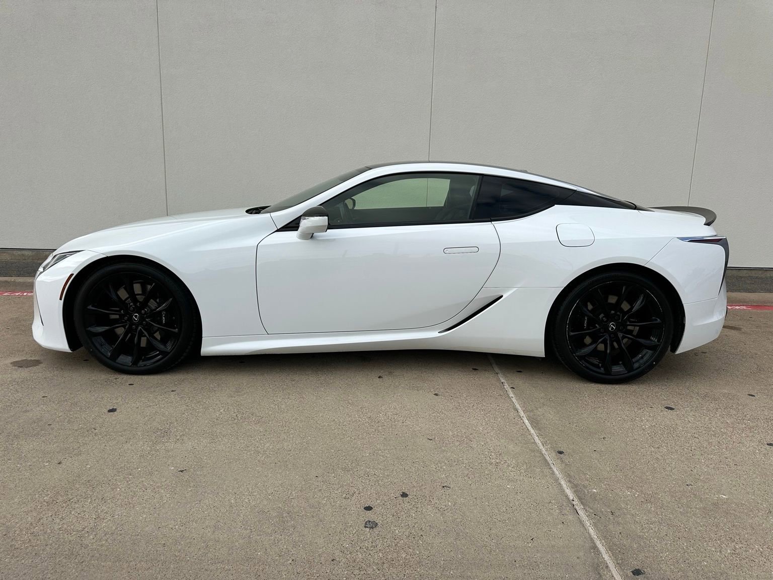 Used 2018 Lexus LC 500 Coupe image 4