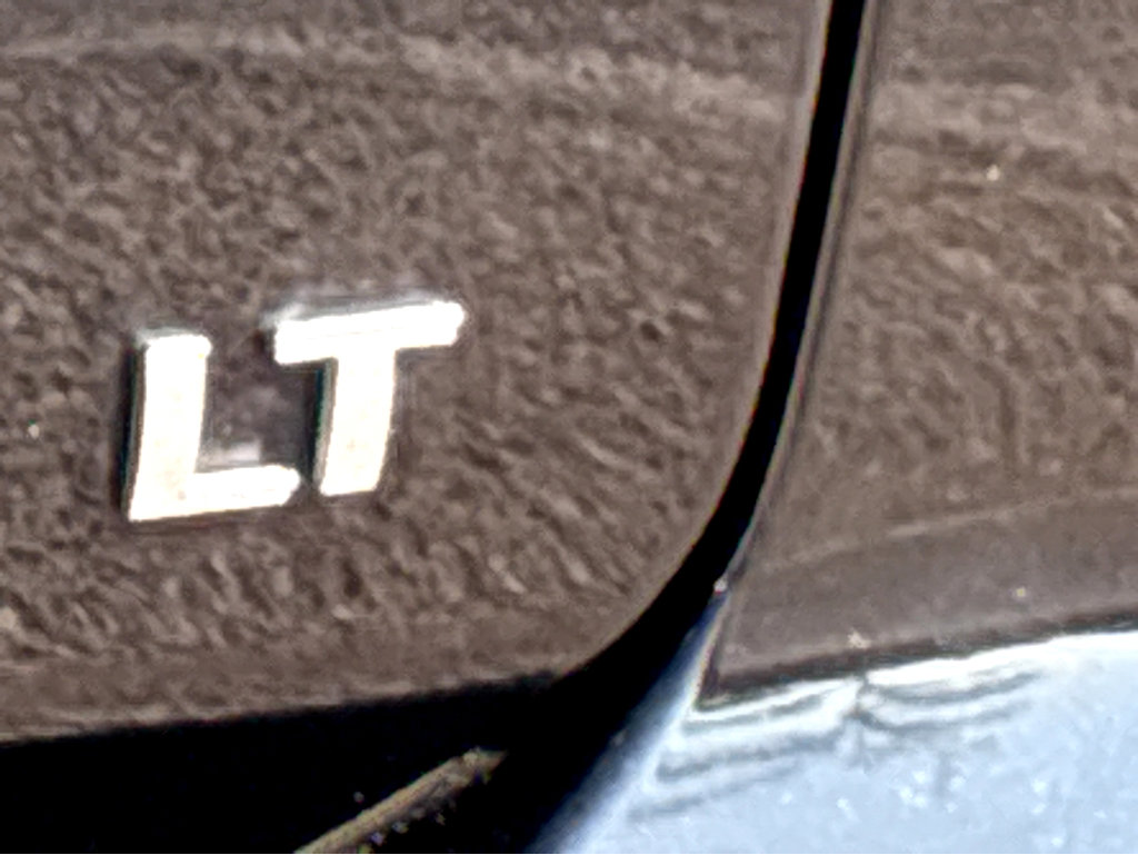 Used 2022 Chevrolet Equinox LT image 24