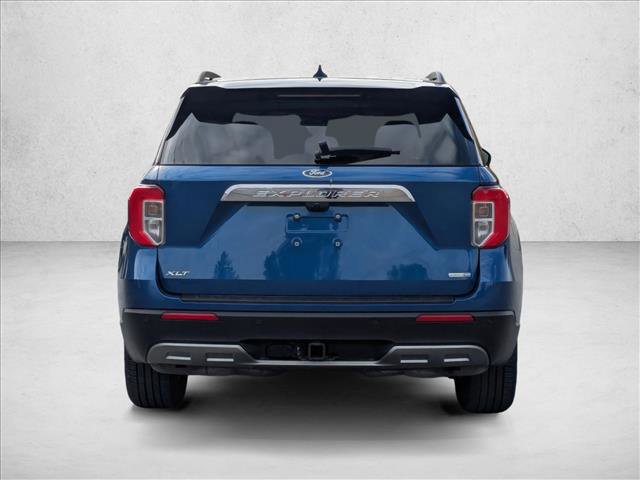 Used 2020 Ford Explorer XLT w/ Equipment Group 202A image 7