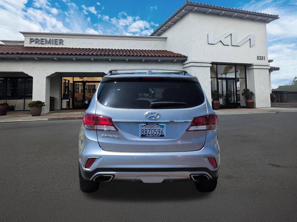 Used 2018 Hyundai Santa Fe SE FWD image 7