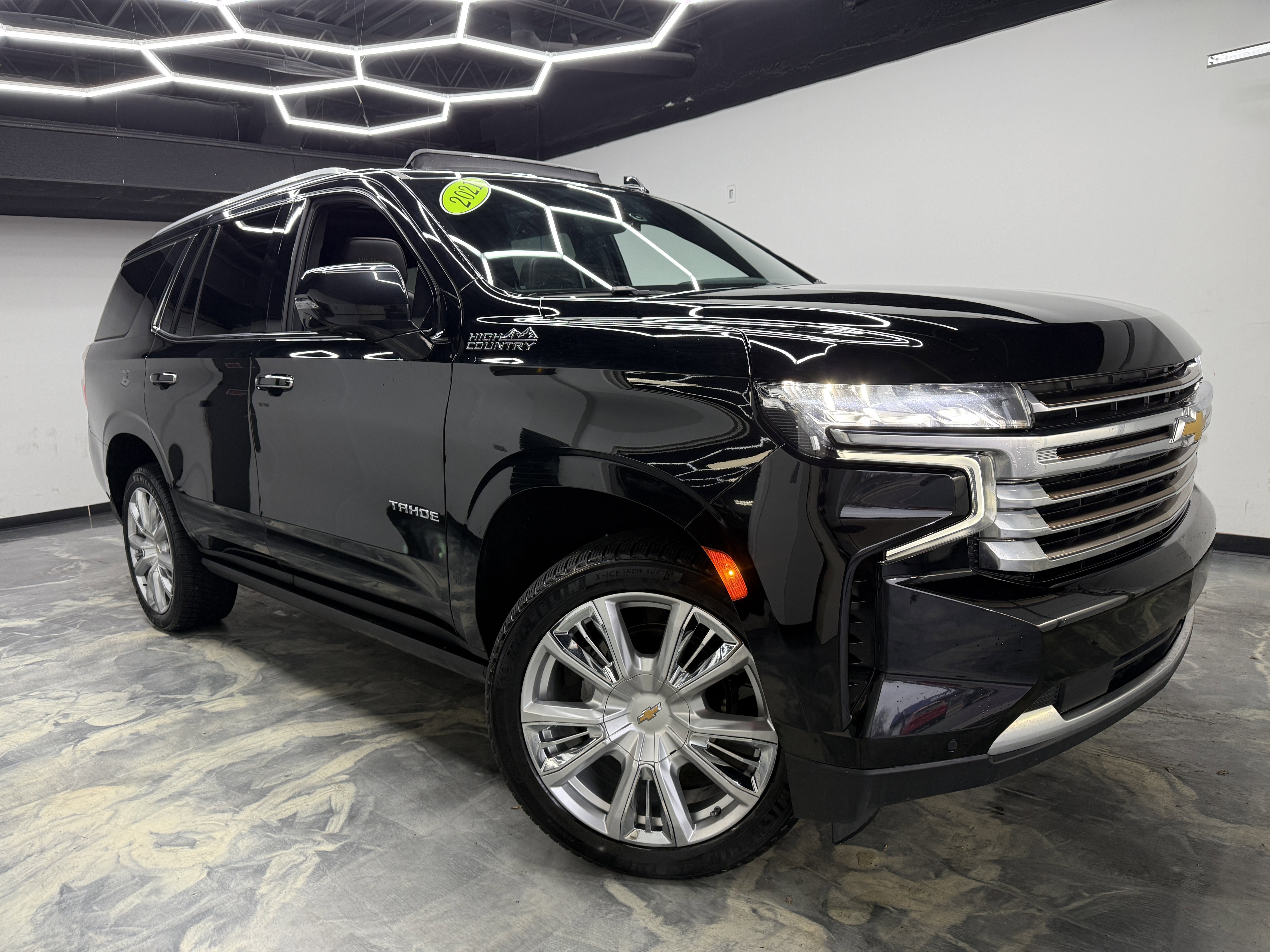 Used 2021 Chevrolet Tahoe High Country w/ Premium Package image 6
