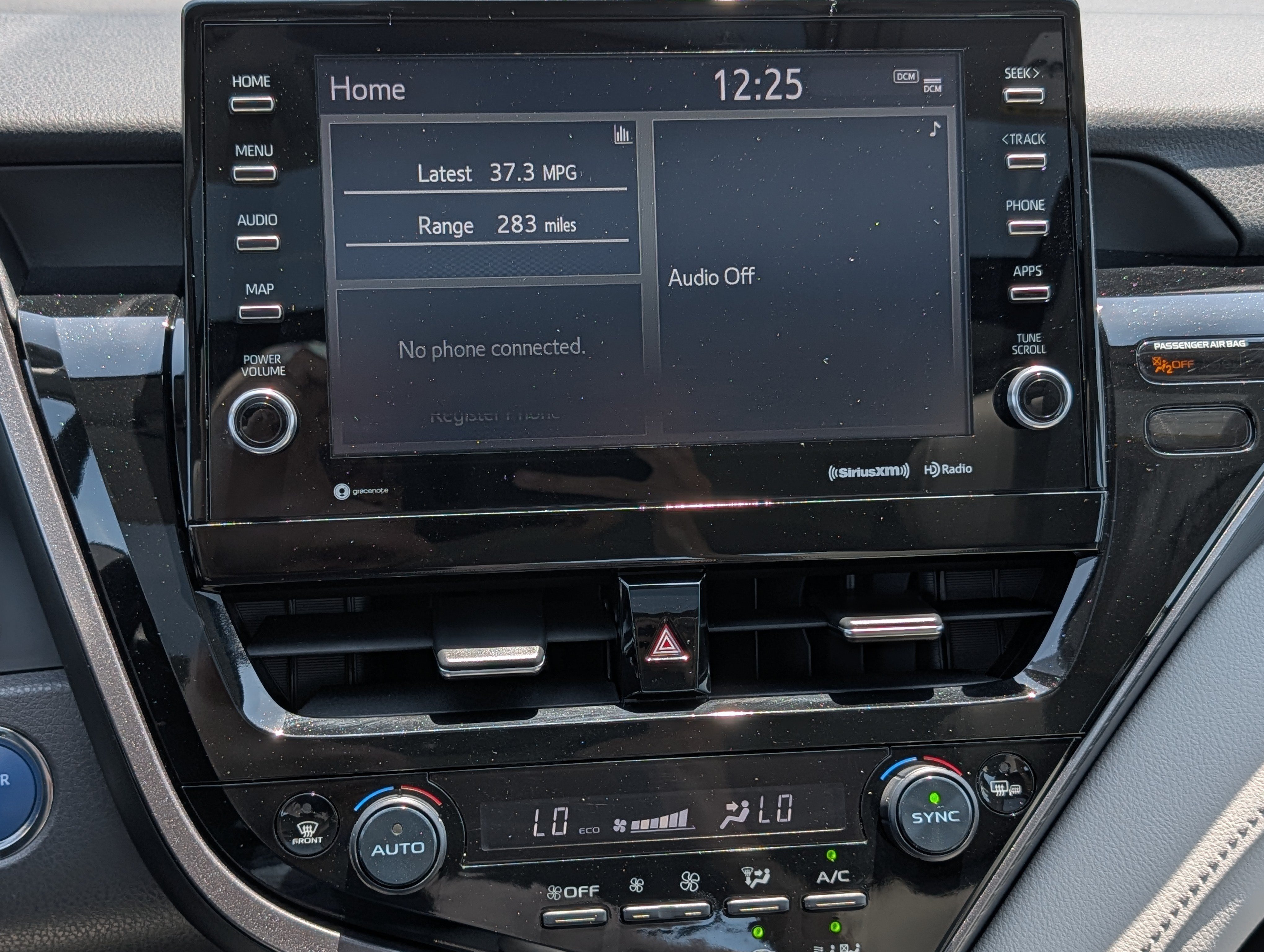 Used 2022 Toyota Camry SE w/ Audio Upgrade Package FWD image 23