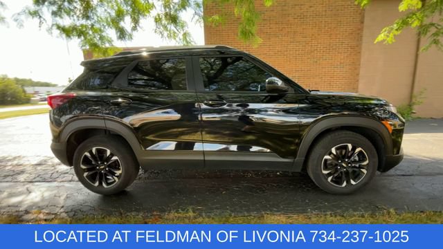 Certified 2021 Chevrolet TrailBlazer LT w/ Convenience Package FWD image 9