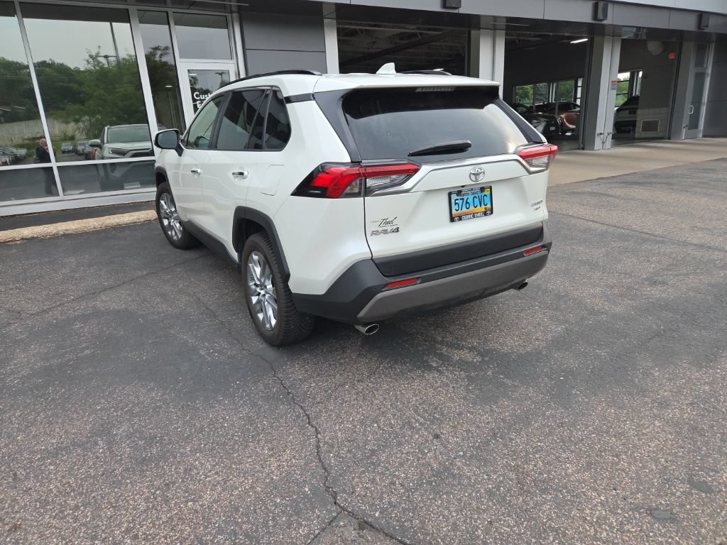 Used 2019 Toyota RAV4 Limited w/ Advanced Technology Package AWD/4WD image 12
