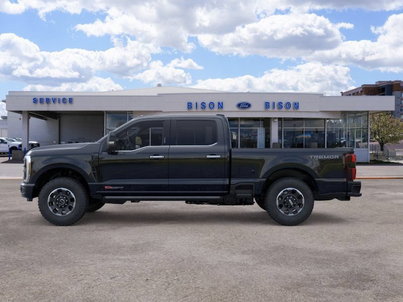 New 2026 Ford F350 Platinum w/ Tremor Off-Road Package AWD/4WD image 3