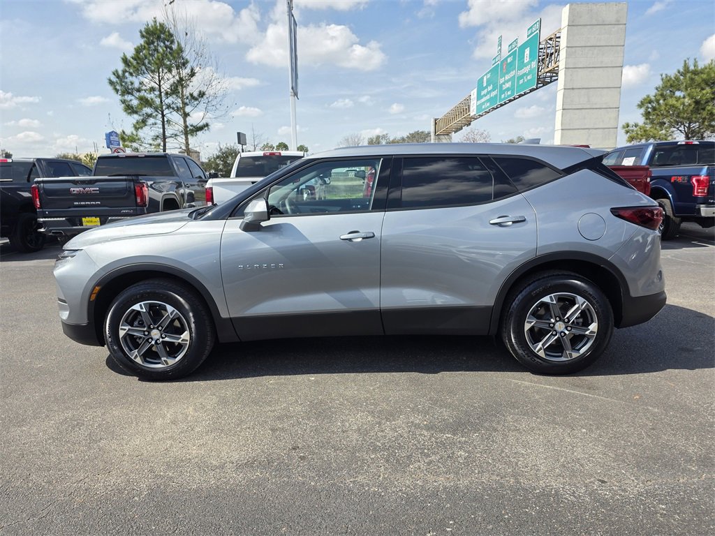 Used 2025 Chevrolet Blazer LT image 7