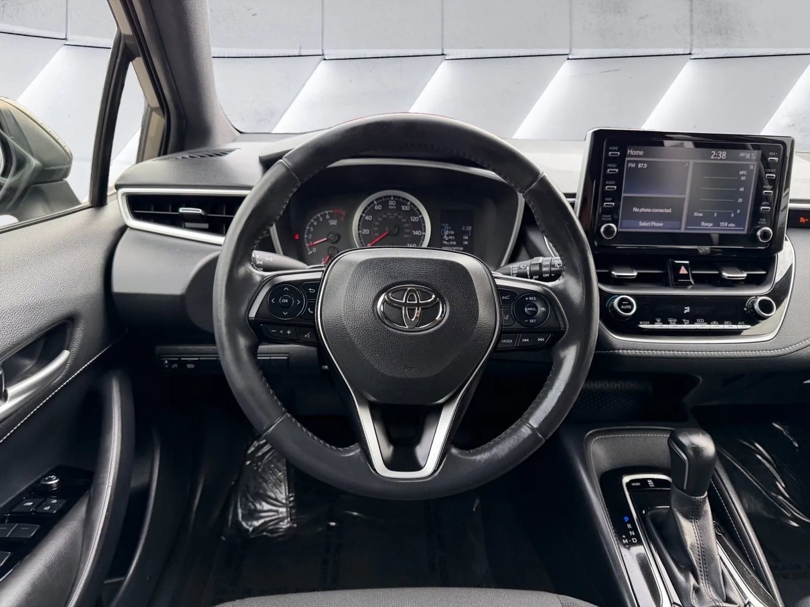 Used 2019 Toyota Corolla SE w/ Carpet Mat Package image 12