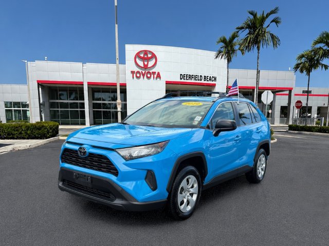 Certified 2019 Toyota RAV4 LE AWD/4WD image 3