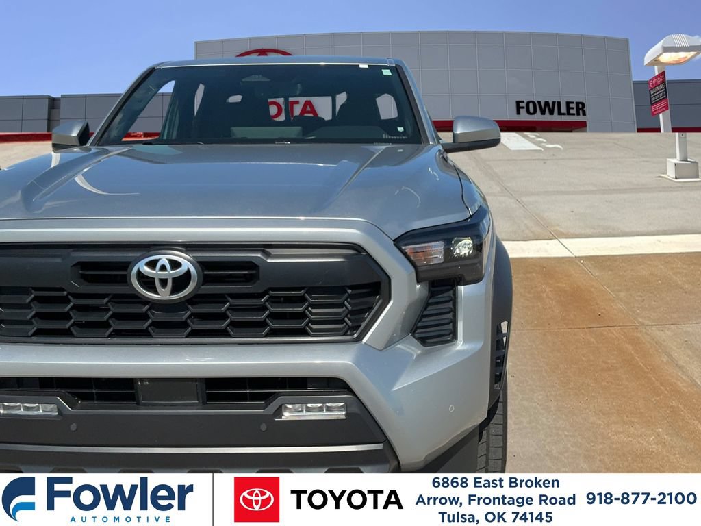 Certified 2025 Toyota Tacoma TRD Off-Road w/ TRD Off Road Upgrade Package AWD/4WD image 30