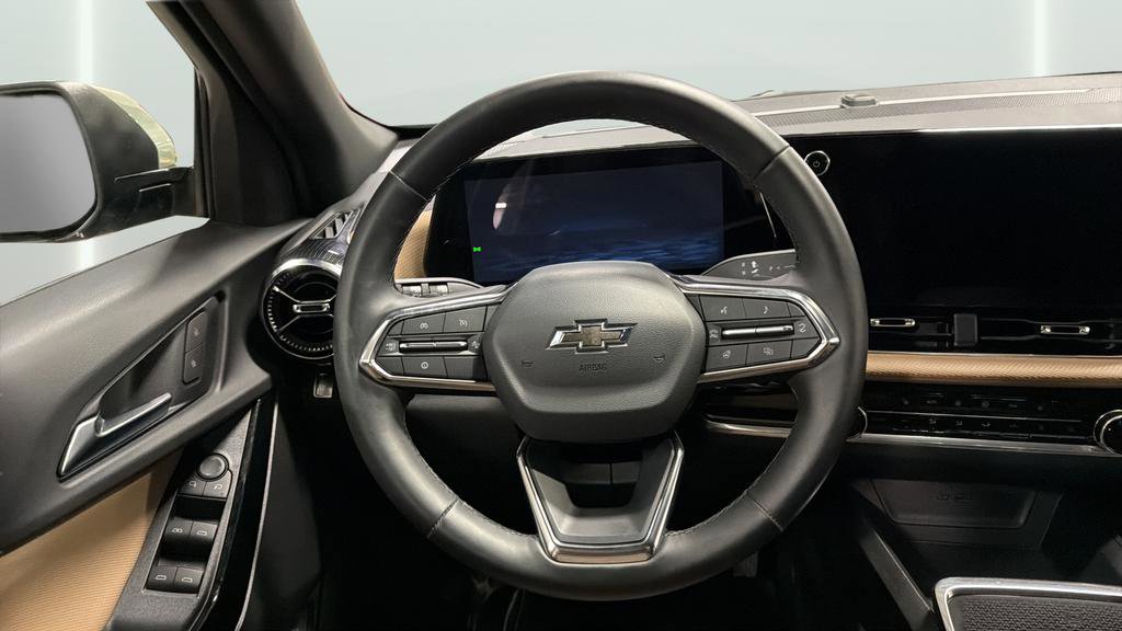 Used 2026 Chevrolet Equinox ACTIV FWD image 22