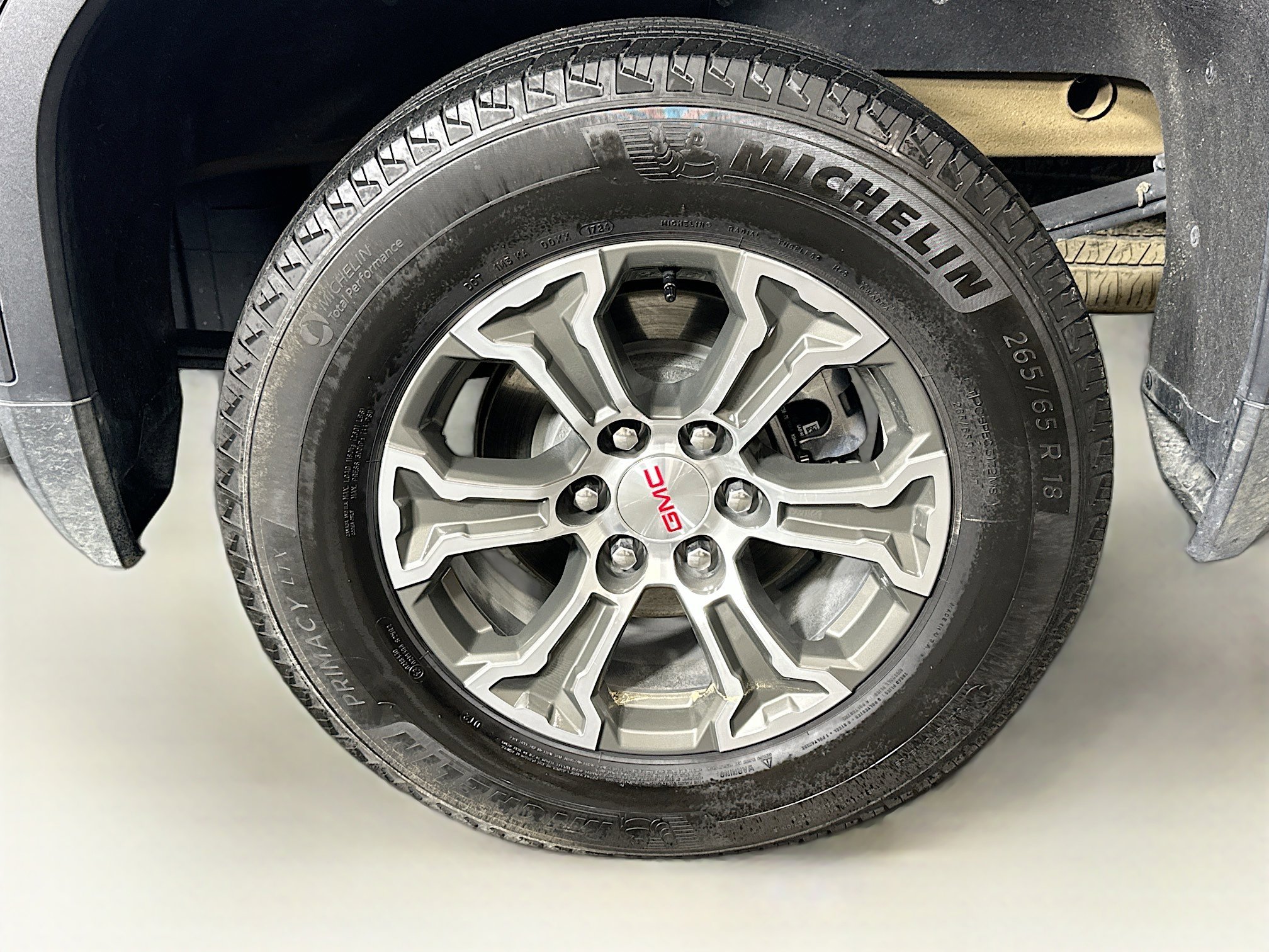 Used 2025 GMC Sierra 1500 SLT image 11