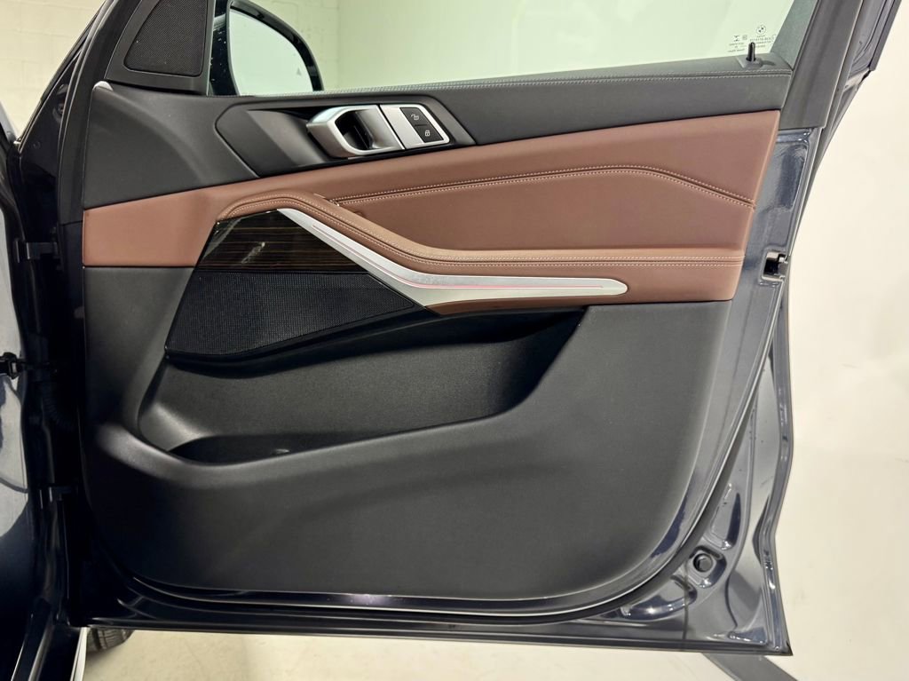 Used 2020 BMW X5 xDrive40i w/ Convenience Package image 25