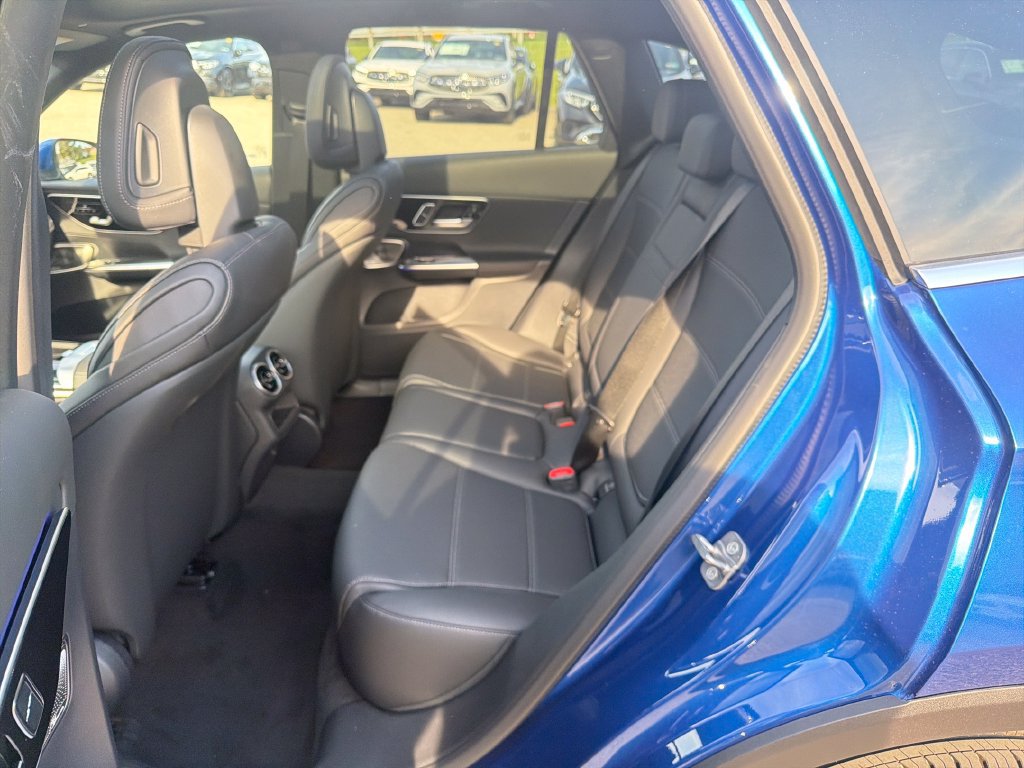 New 2027 Mercedes-Benz GLC 300 4MATIC image 26