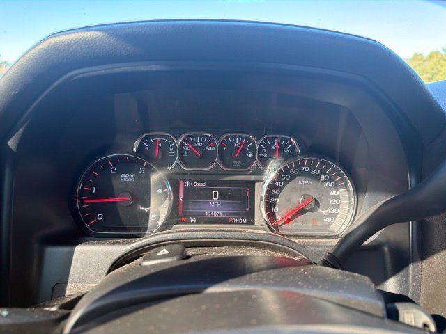 Used 2015 GMC Sierra 2500 SLT w/ Duramax Plus Package AWD/4WD image 8