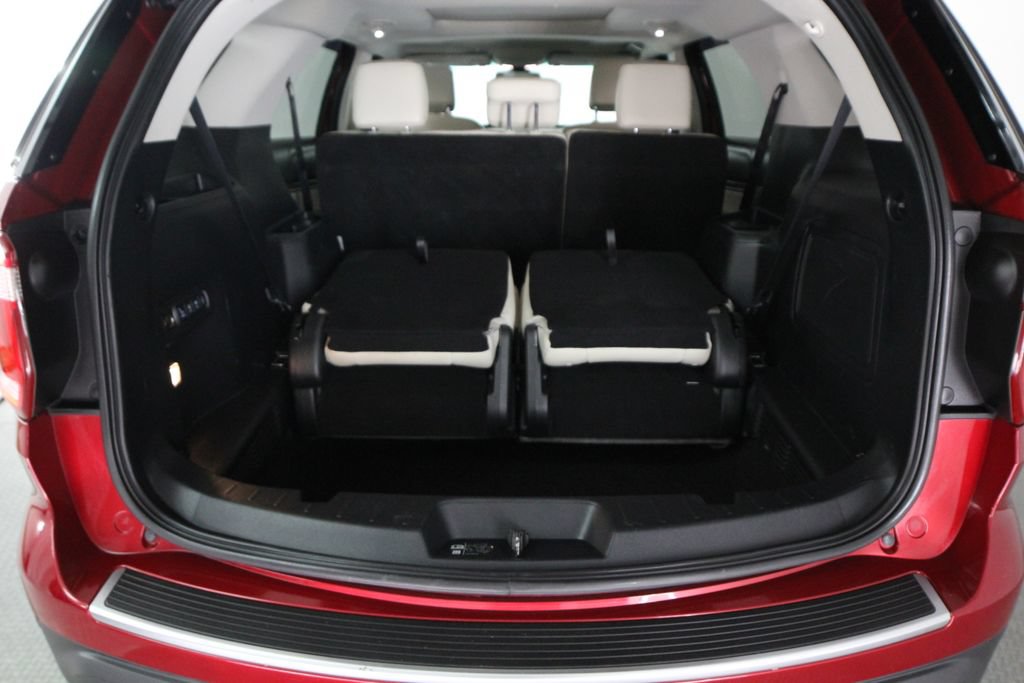 Used 2018 Ford Explorer Platinum AWD/4WD image 34