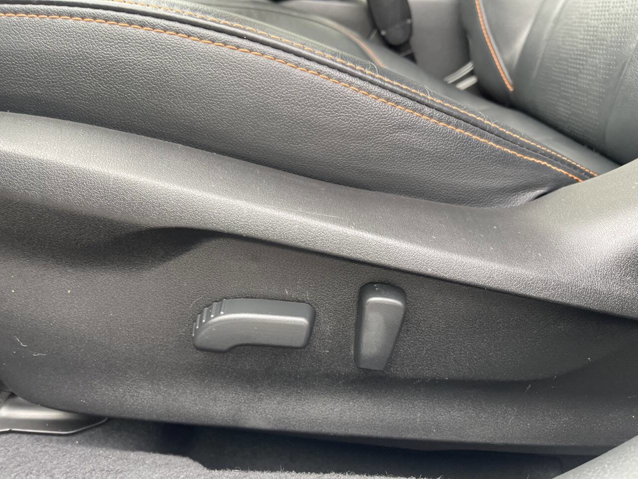 Used 2020 Subaru Crosstrek 2.0i Limited w/ Moonroof Package image 19