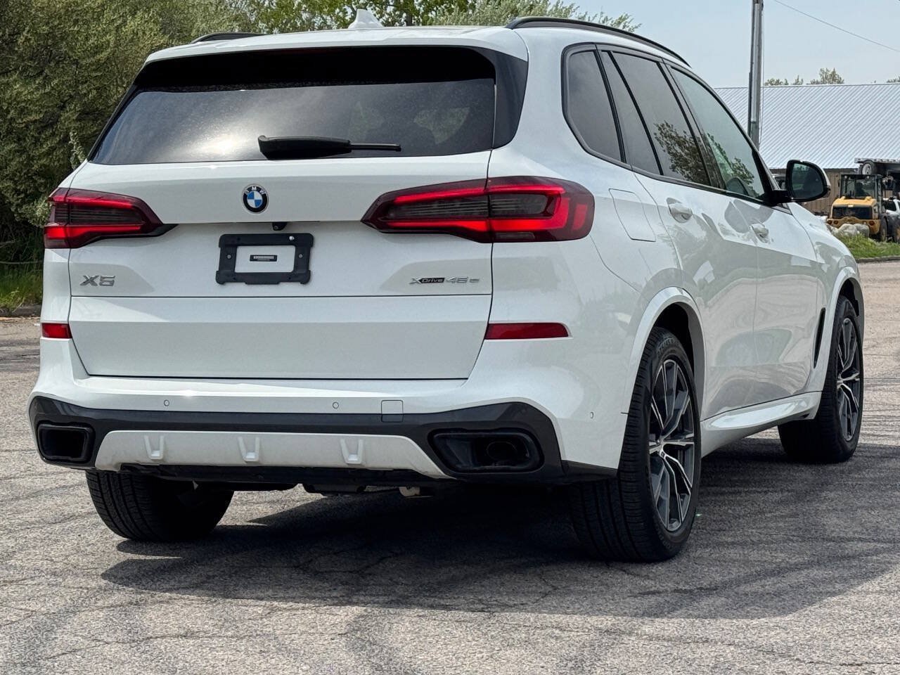 Used 2021 BMW X5 xDrive45e w/ M Sport Package AWD/4WD image 5