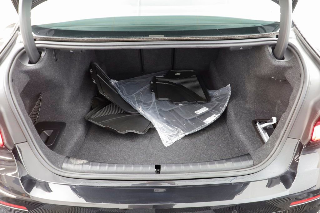 Certified 2023 BMW 530i xDrive w/ Premium Package image 19