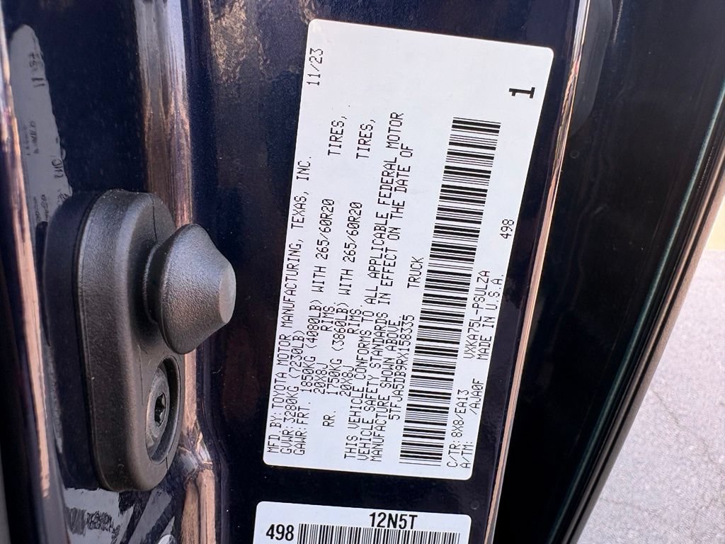 Used 2024 Toyota Tundra Limited AWD/4WD image 32