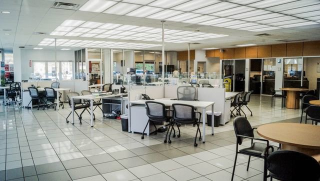 Used 2020 Toyota RAV4 XLE w/ Convenience Package FWD image 7