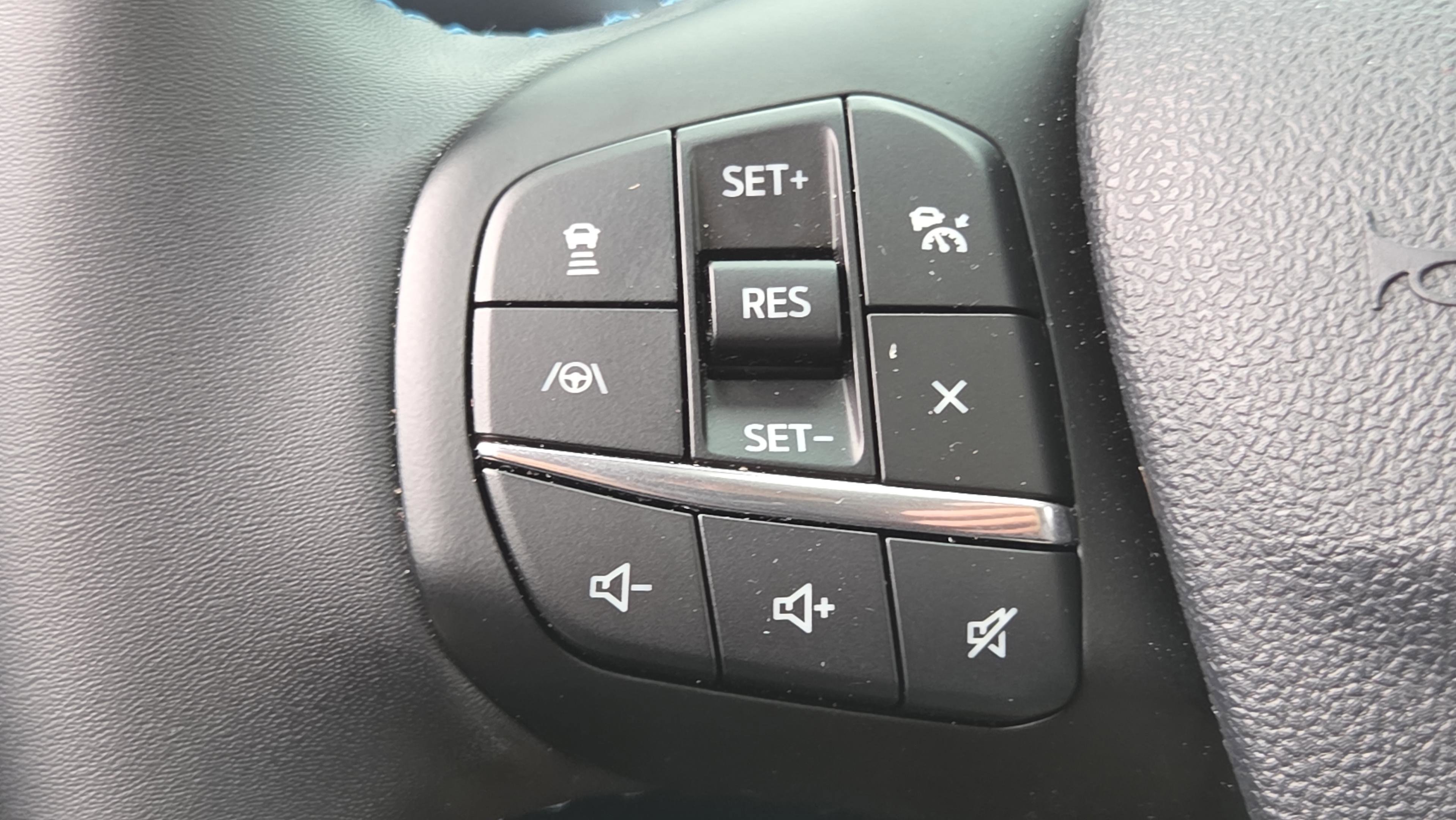 Certified 2025 Ford Maverick Lobo image 32