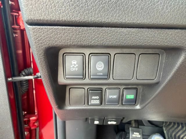 Used 2020 Nissan Rogue Sport S w/ Appearance Package AWD/4WD image 10