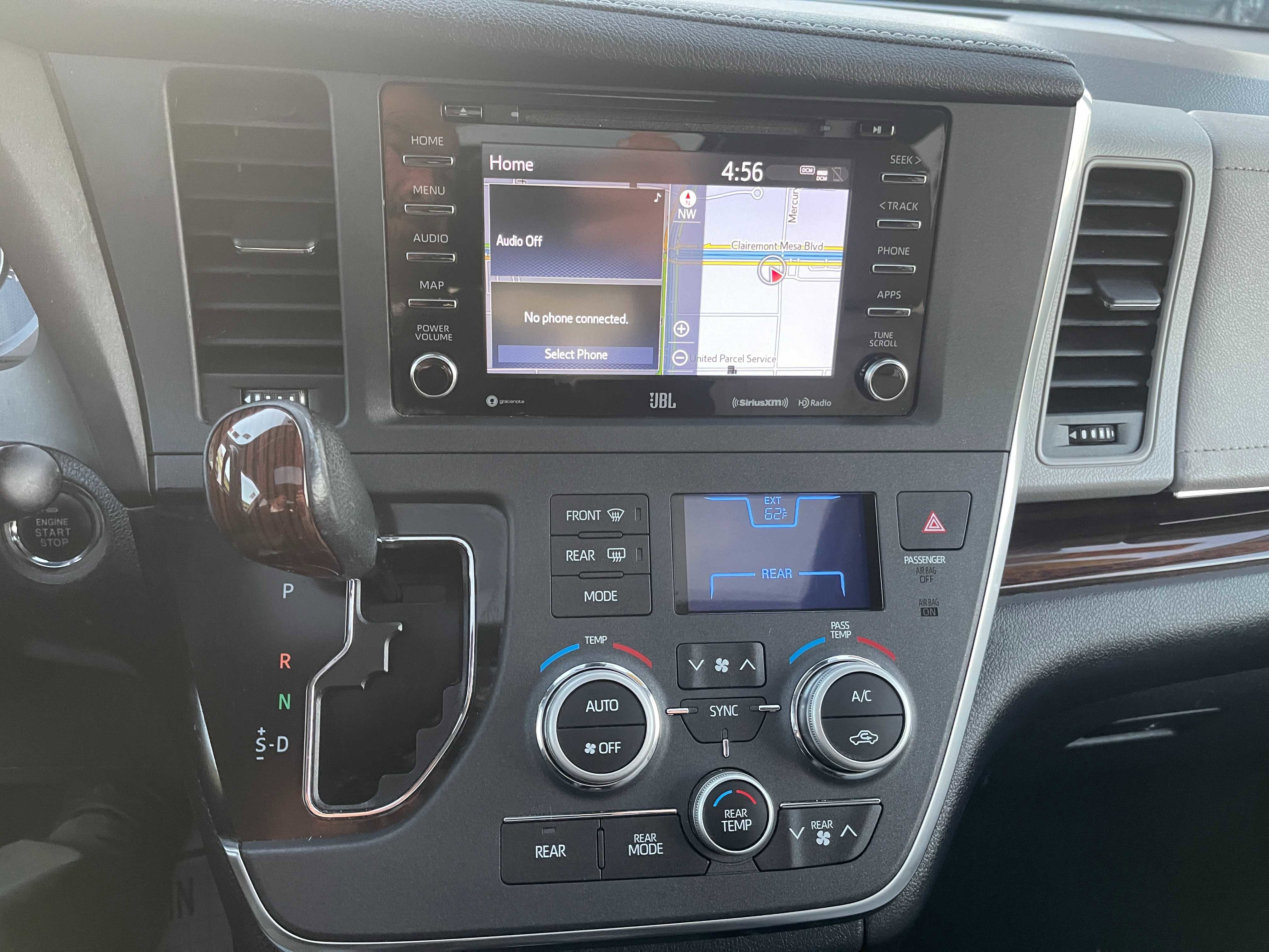 Used 2019 Toyota Sienna Limited Premium w/ Protection Package image 31