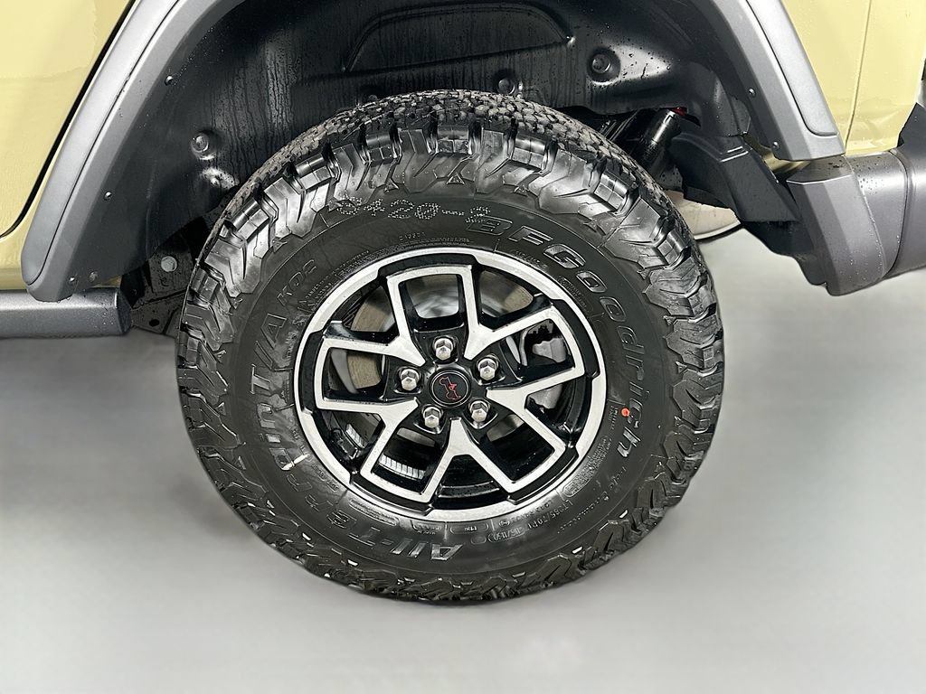 New 2026 Jeep Wrangler Unlimited Rubicon AWD/4WD image 17