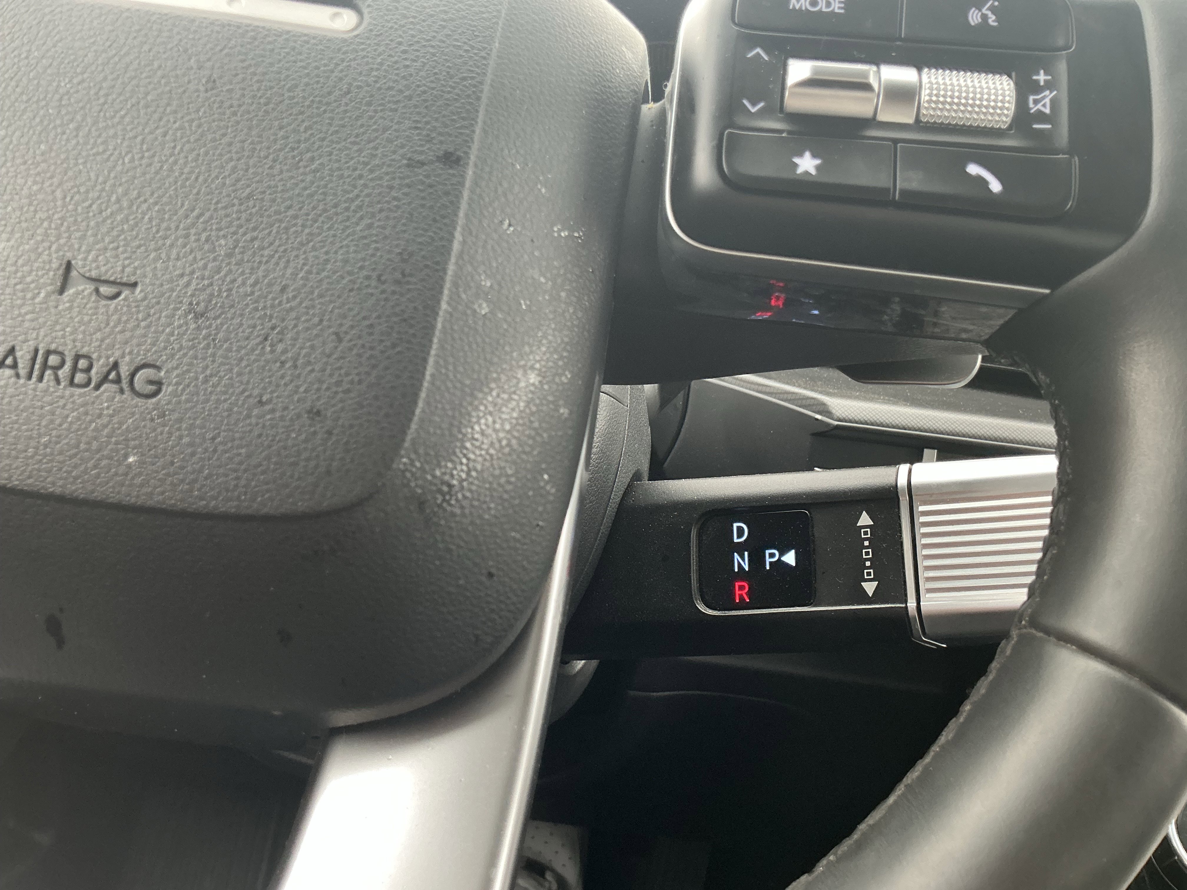 Used 2025 Hyundai Santa Fe XRT image 23