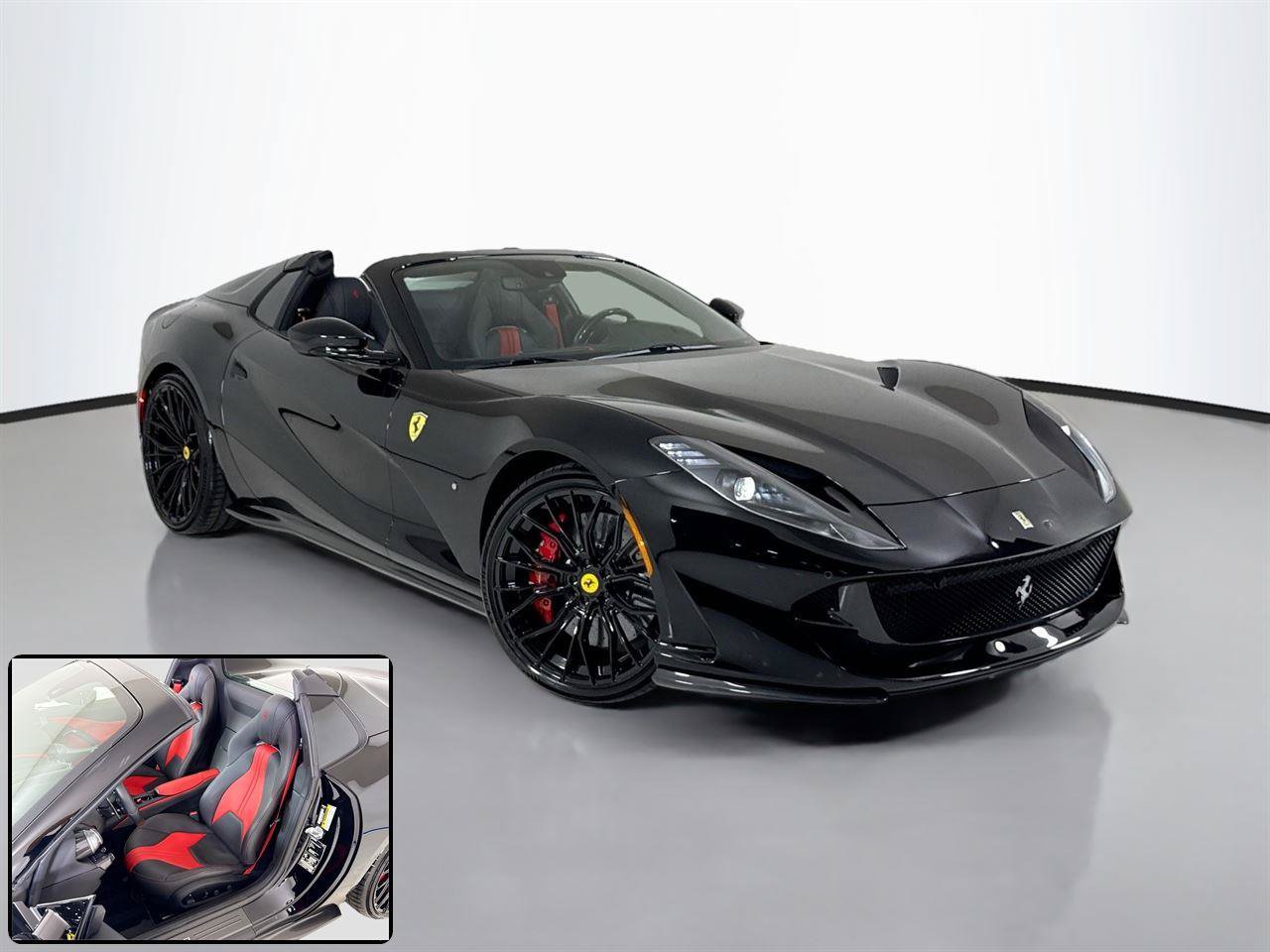 Used 2021 Ferrari 812 GTS RWD image 2