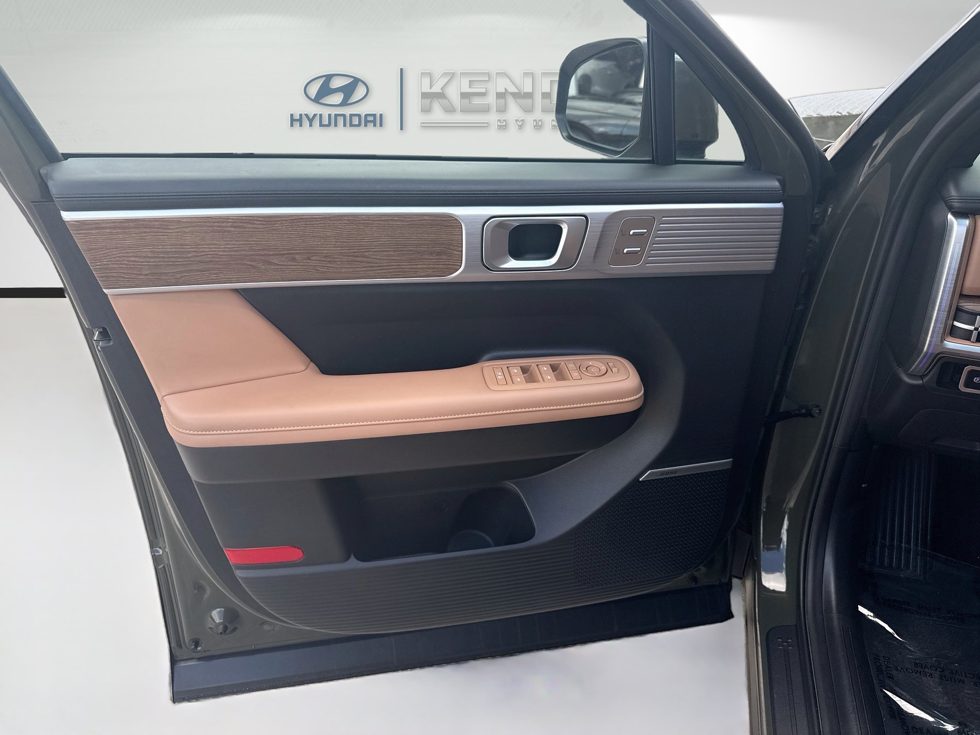 Used 2024 Hyundai Santa Fe Limited FWD image 16