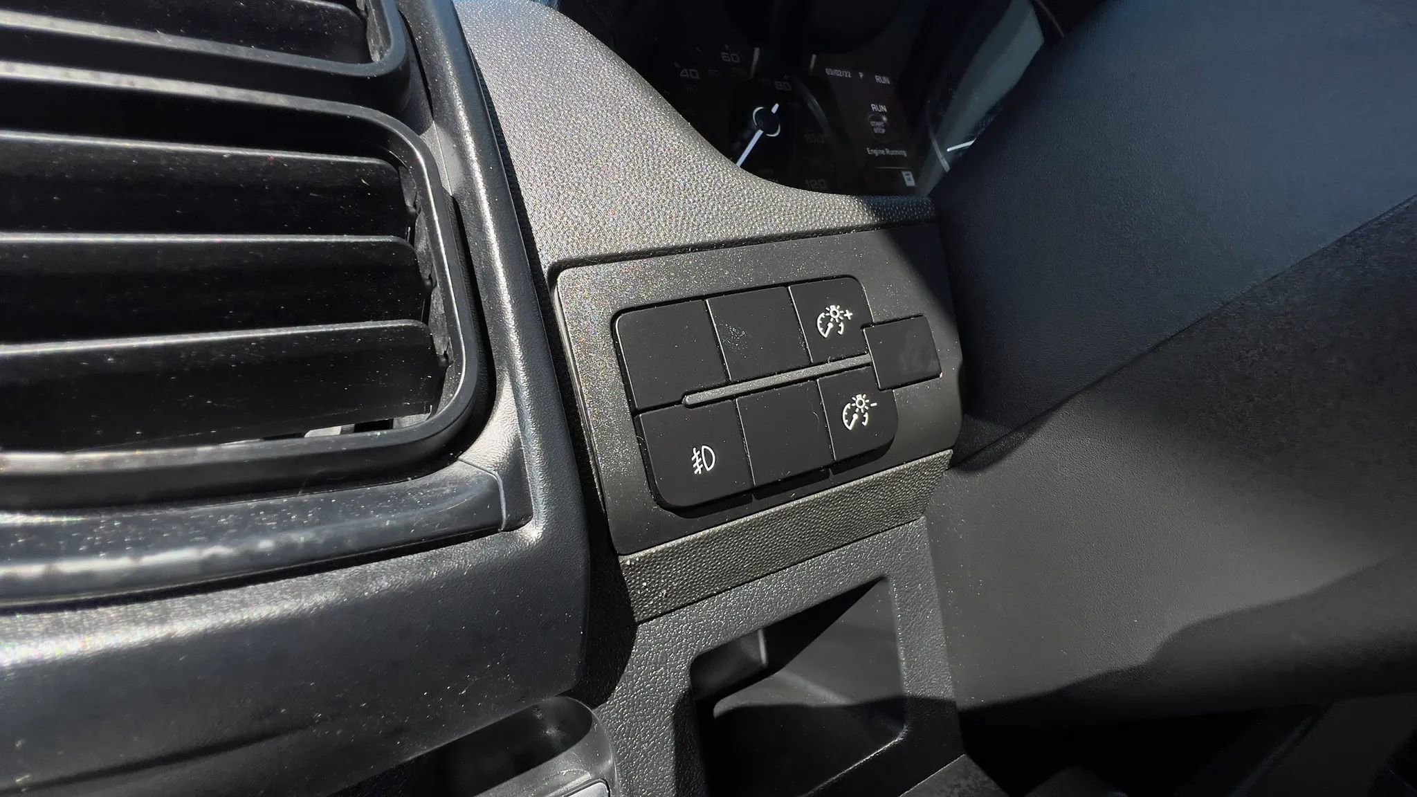 Used 2025 RAM ProMaster 2500 w/ Convenience Group FWD image 32