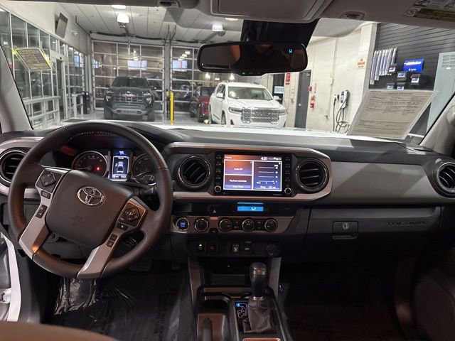 Used 2023 Toyota Tacoma SR5 w/ Technology Package image 17