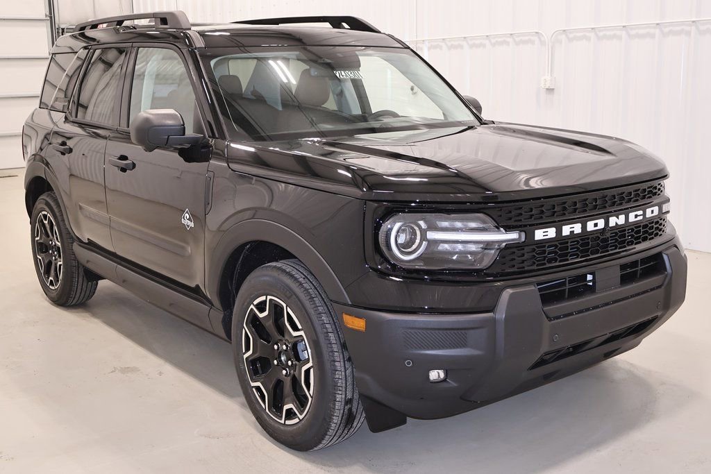 New 2026 Ford Bronco Sport Outer Banks w/ Outer Banks Tech Package+ image 3