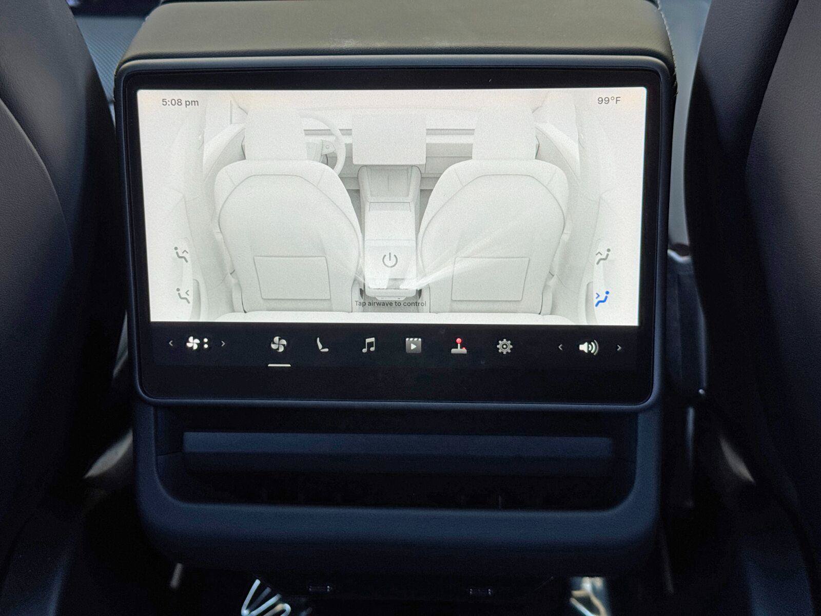 Used 2024 Tesla Model 3 Long Range AWD/4WD image 35