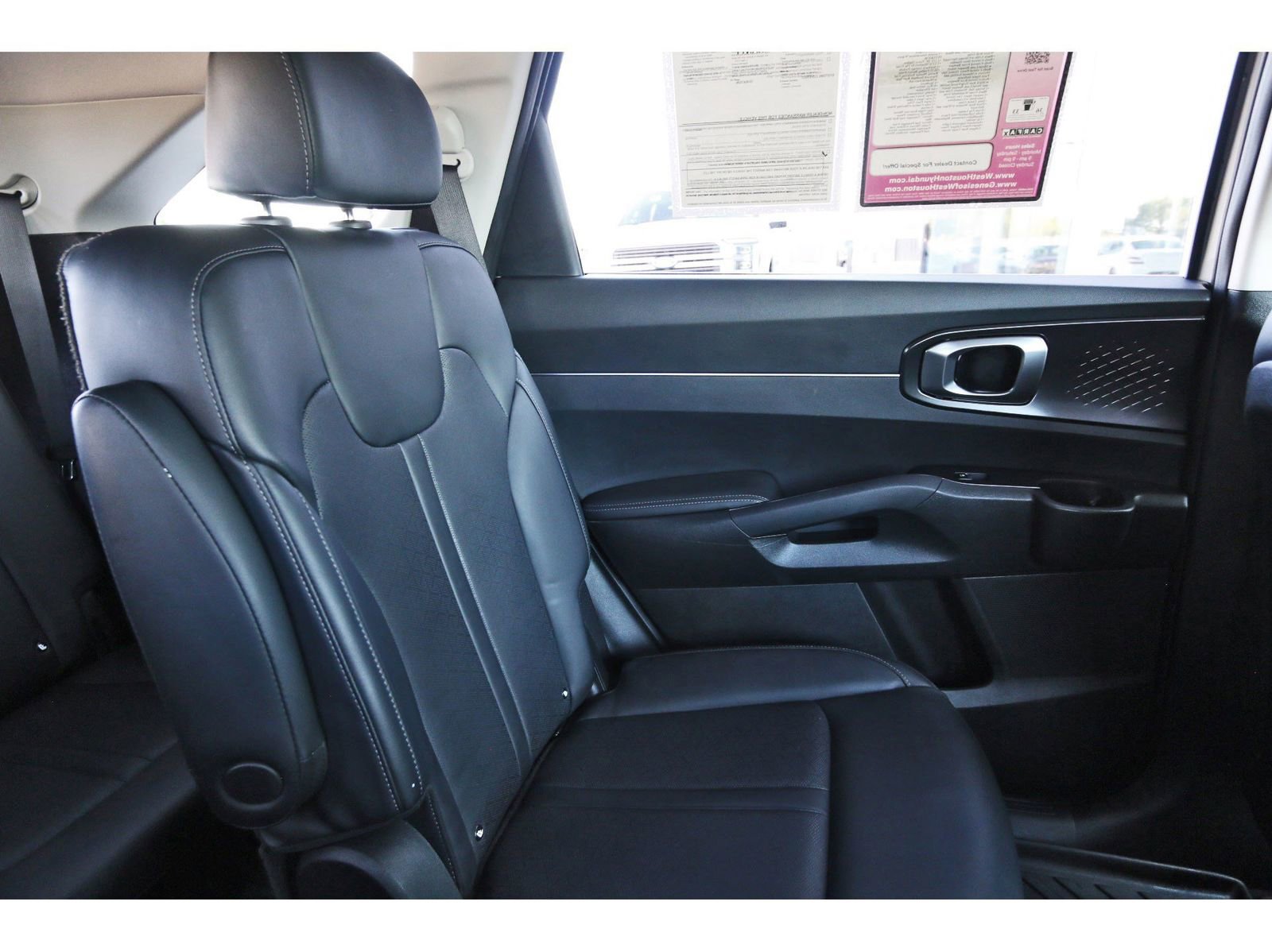 Used 2023 Kia Sorento EX image 14