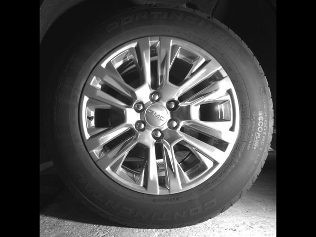 Used 2025 GMC Yukon Denali AWD/4WD image 12